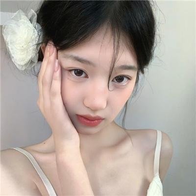 校对女孩河野悦子